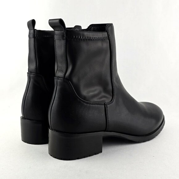 Le Chateau Women's Black Faux Leather Ankle Boots Block Heel Side Zip Size 38 - Picture 7 of 14
